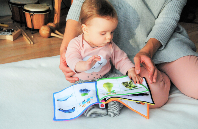 Fun things to do with your baby at home - read books